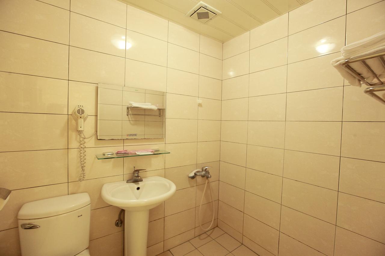 Yong Qi Hotel Хуалиен Сити Екстериор снимка