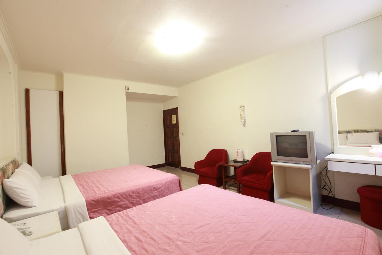 Yong Qi Hotel Хуалиен Сити Екстериор снимка